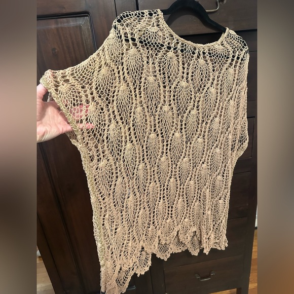 One size taupe/tan crocheted beach coverup - Picture 3 of 8